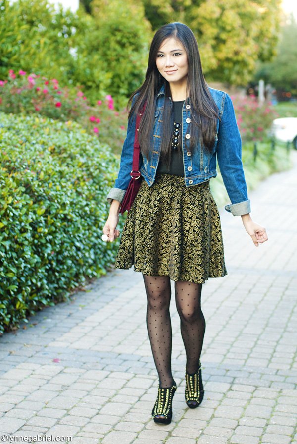 Houston Fashion Blogger Wears Romwe Skirt and Deb Shops Jean Jacket