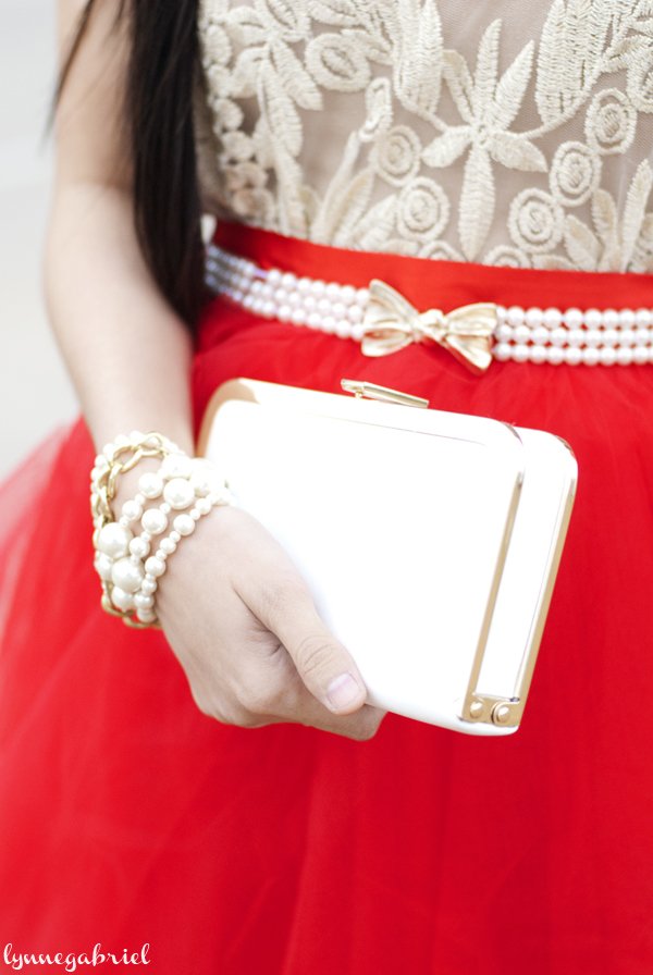 White Box Clutch